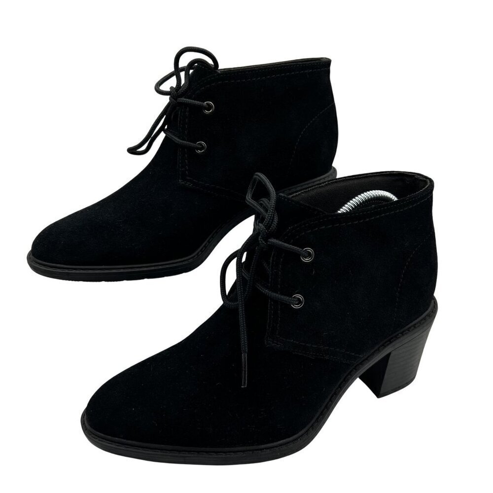Clarks Womens 8.5 Black Suede Boot Lace Up Heeled Ankle Booties Office Old Money